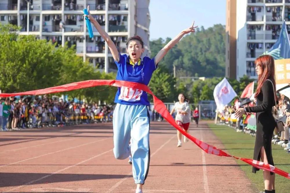 59d9738a08a94b85bd8364db3ca8c399.jpg 59d9738a08a94b85bd8364db3ca8c399.jpg